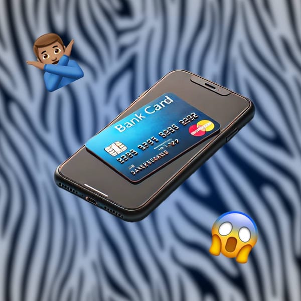 Почему не стоит хранить банковские карты под чехлом телефона?